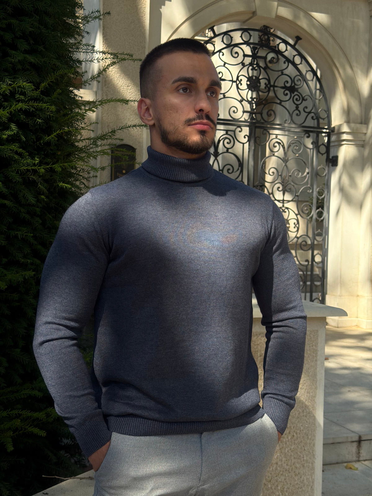 Slim fit rolka – Tamno siva